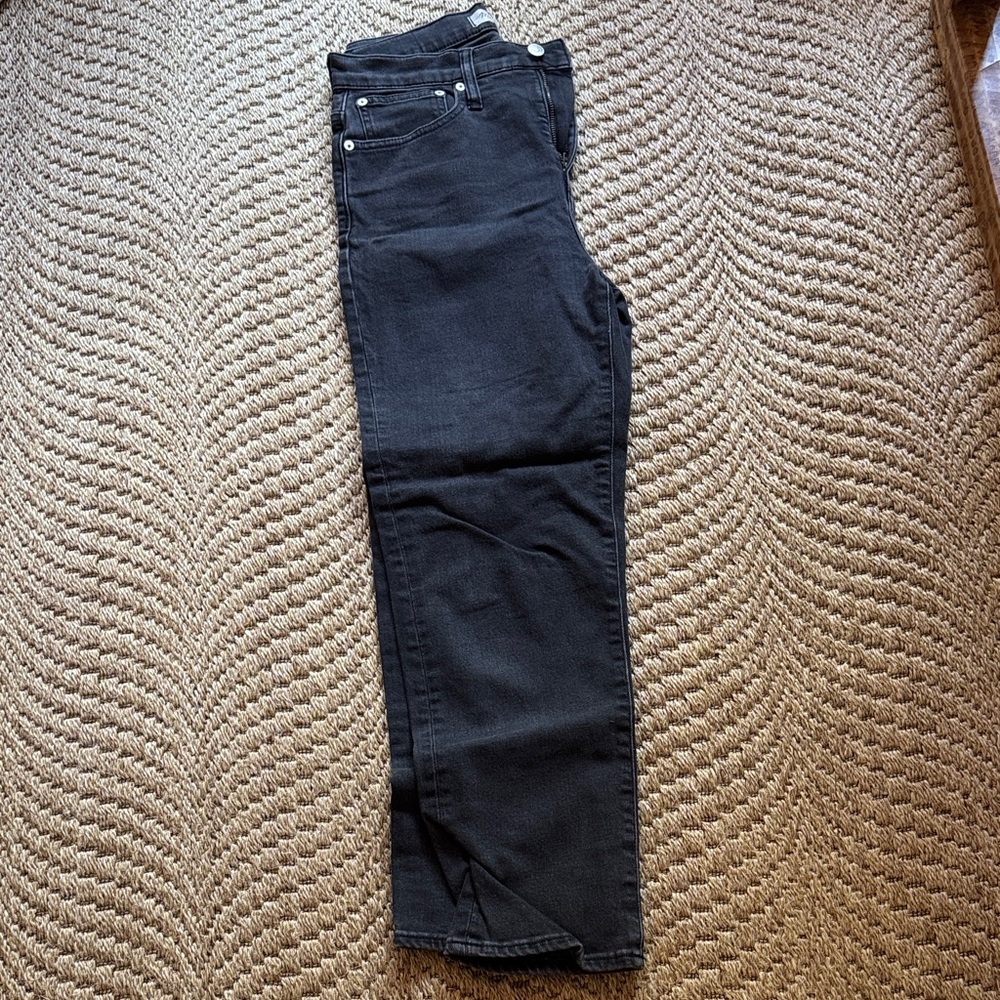 Madewell washed black classic straight 26